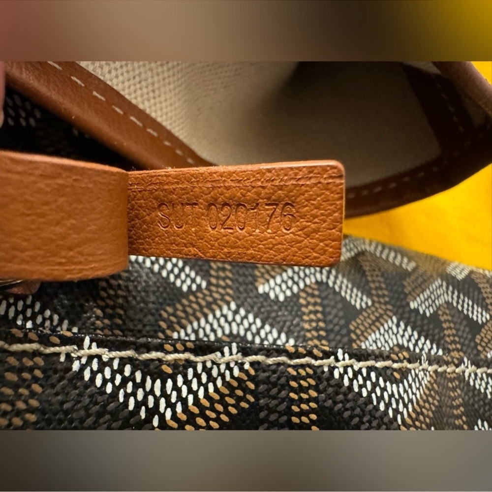 EUC GOYARD ST. LOUIS GM TOTE - Picture 9 of 9